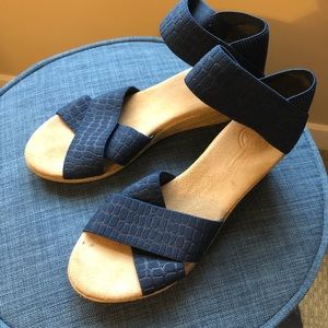 Charleston shoe company cannon